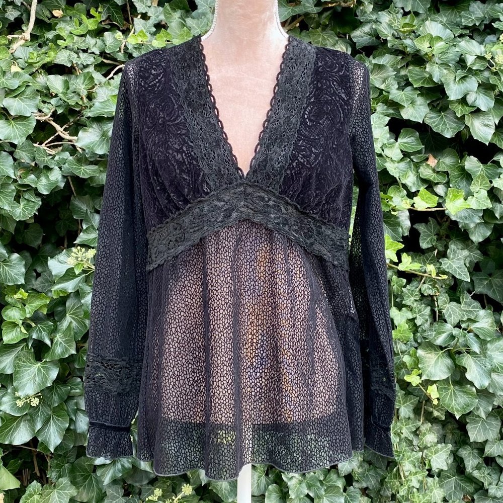 JUST CAVALLI  Velvet Lace V-neck Top SIZE IT42